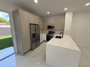 1355 NW 42nd St, Miami FL 33142