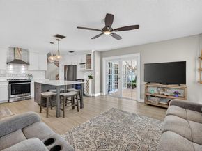 15620 Gauntlet Hall Mnr, Davie FL 33331
