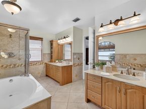 15620 Gauntlet Hall Mnr, Davie FL 33331