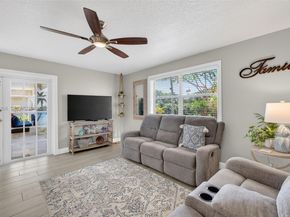 15620 Gauntlet Hall Mnr, Davie FL 33331