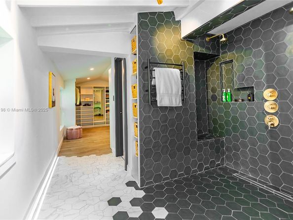 814 Monterey St, Coral Gables FL 33134
