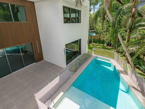 2730 SW 17th Ave, Miami FL 33133