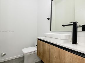 2730 SW 17th Ave, Miami FL 33133
