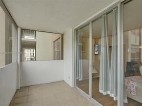 2999 NW 48th Ave 245, Lauderdale Lakes FL 33313