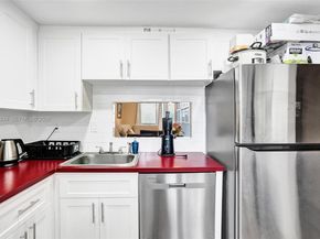 2999 NW 48th Ave 245, Lauderdale Lakes FL 33313