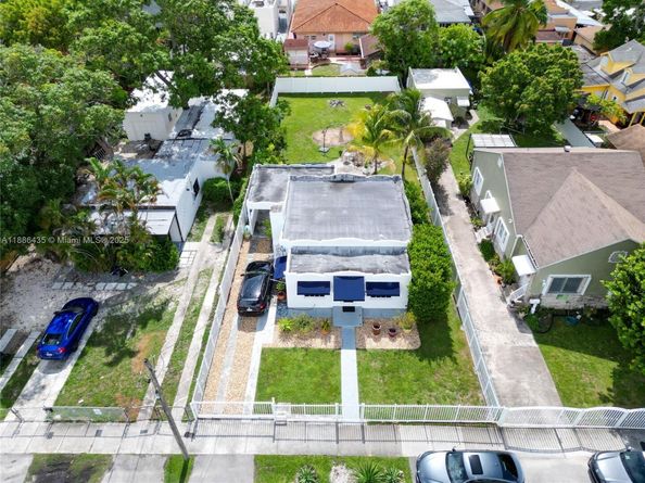 45 NW 25th Ave, Miami FL 33125