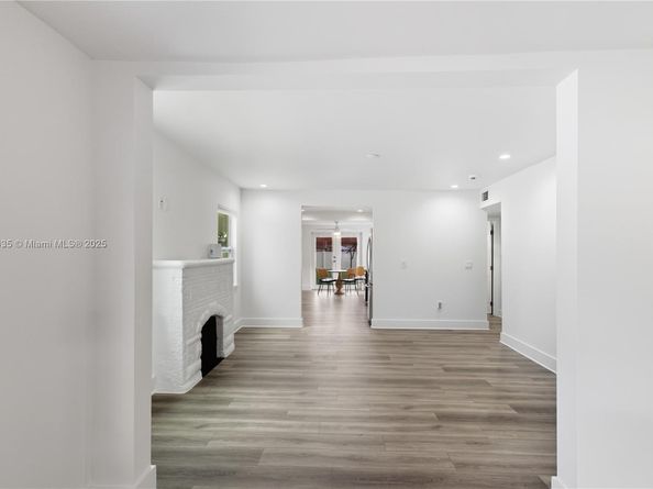 45 NW 25th Ave, Miami FL 33125