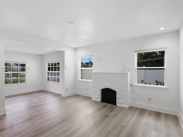 45 NW 25th Ave, Miami FL 33125
