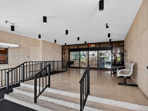 500 Three Islands Blvd 1001, Hallandale Beach FL 33009