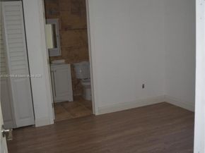 363 SW 1st Ter, Deerfield Beach FL 33441