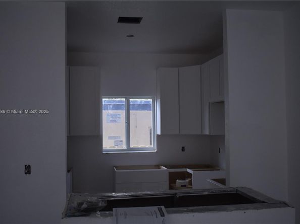 363 SW 1st Ter, Deerfield Beach FL 33441