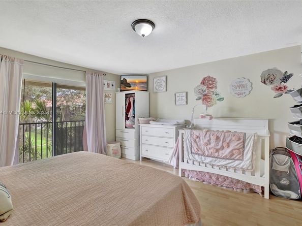 5841 Washington St 62, Hollywood FL 33023