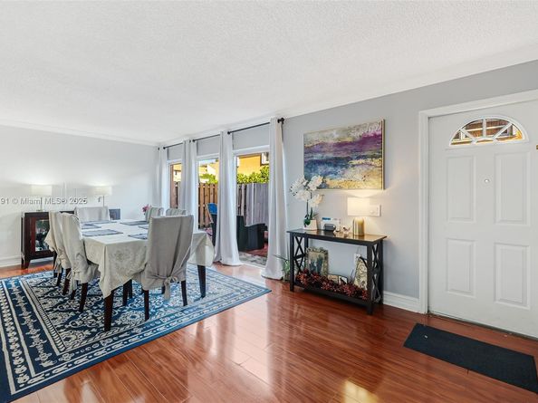 8450 SW 154th Cir Ct 207, Miami FL 33193