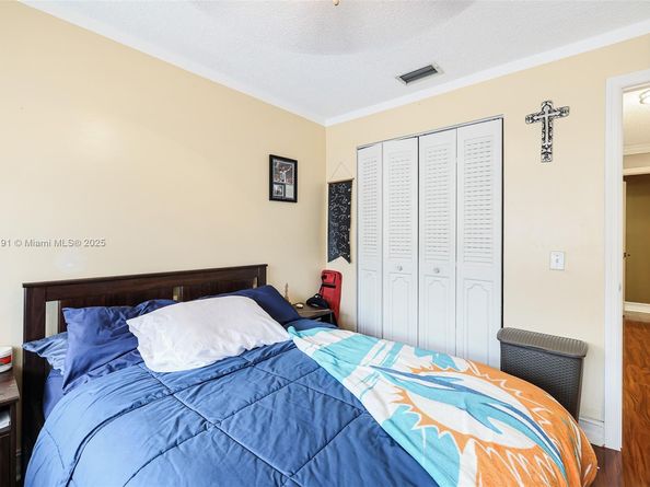 8450 SW 154th Cir Ct 207, Miami FL 33193