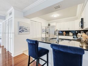 8450 SW 154th Cir Ct 207, Miami FL 33193