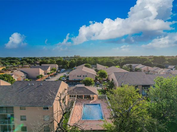 8450 SW 154th Cir Ct 207, Miami FL 33193