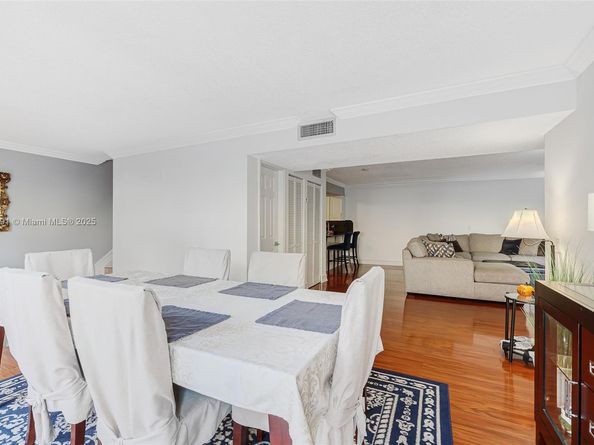 8450 SW 154th Cir Ct 207, Miami FL 33193