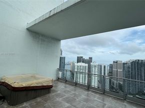 90 SW 3rd St PH17, Miami FL 33130
