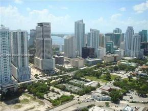 90 SW 3rd St PH17, Miami FL 33130