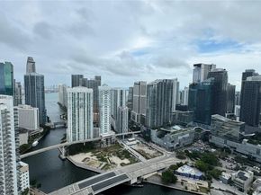 90 SW 3rd St PH17, Miami FL 33130