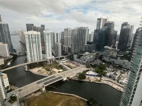 90 SW 3rd St PH17, Miami FL 33130