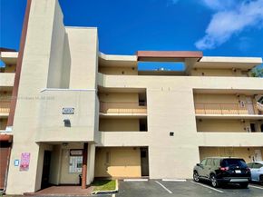 8850 Fontainebleau Blvd 404, Miami FL 33172