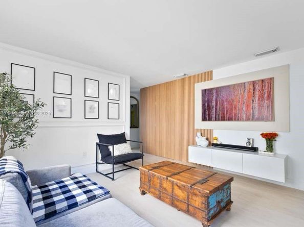 13809 SW 161st Ter, Miami FL 33177