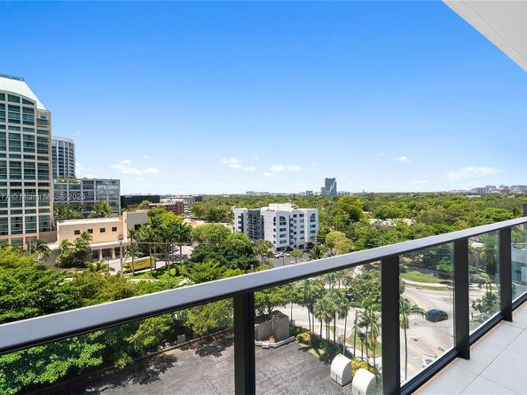 2678 Tigertail Ave 713, Miami FL 33133
