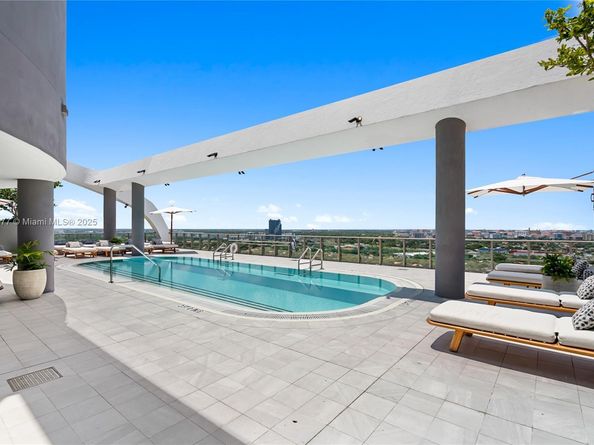 2678 Tigertail Ave 713, Miami FL 33133