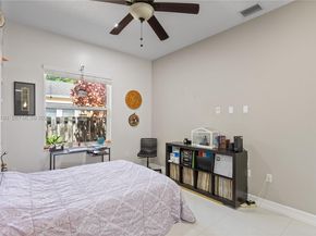 228 SW 4th St, Dania Beach FL 33004