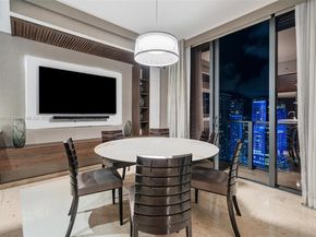 88 SW 7th St 3801, Miami FL 33130