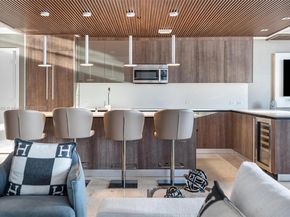 88 SW 7th St 3801, Miami FL 33130