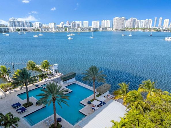 17111 Biscayne Bl 506, North Miami Beach FL 33160
