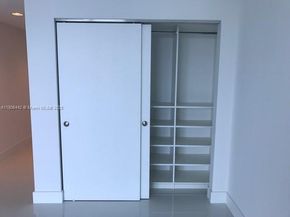 17111 Biscayne Bl 506, North Miami Beach FL 33160