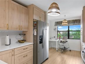 2705 NW 104th Ave 406, Sunrise FL 33322