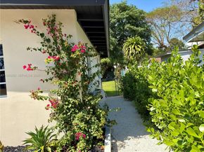 6561 SW 34th St, Miami FL 33155