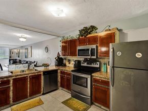 8010 Hampton Blvd 211, North Lauderdale FL 33068