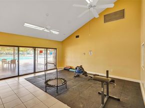 8010 Hampton Blvd 211, North Lauderdale FL 33068