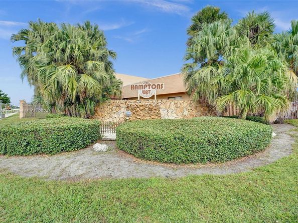 8010 Hampton Blvd 211, North Lauderdale FL 33068