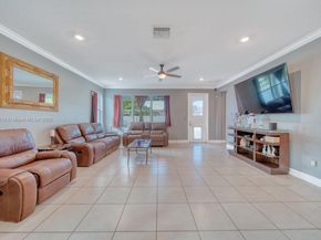 4147 Rosa Dr, Deerfield Beach FL 33064