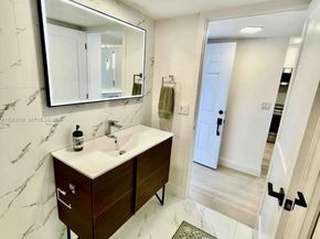 3100 Holiday Springs Blvd 111, Margate FL 33063