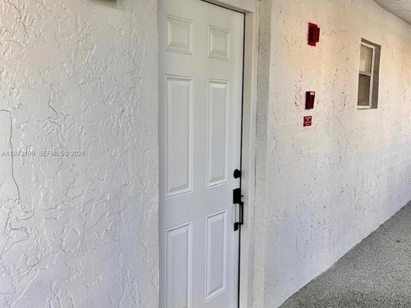 3100 Holiday Springs Blvd 111, Margate FL 33063