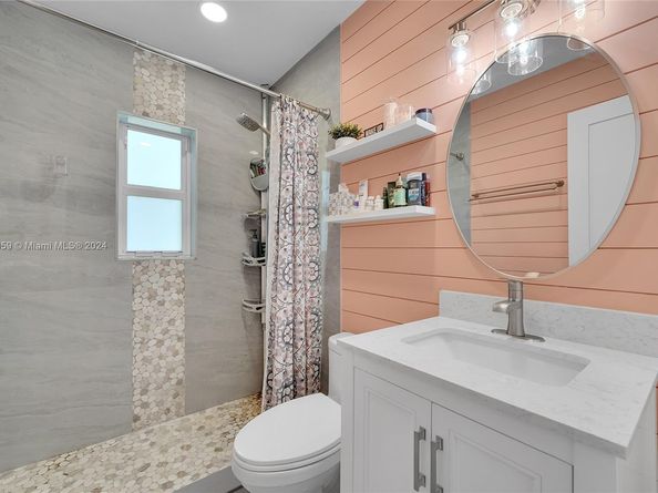 1041 SW 29th St, Fort Lauderdale FL 33315