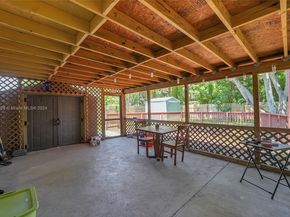 1041 SW 29th St, Fort Lauderdale FL 33315