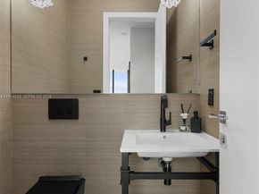 2821 S Bayshore Dr 8A, Coconut Grove FL 33133