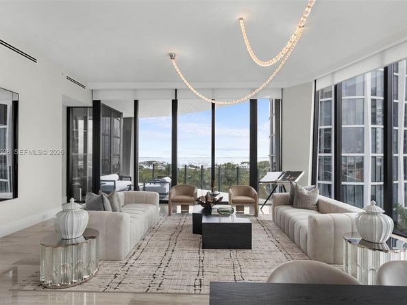 2821 S Bayshore Dr 8A, Coconut Grove FL 33133