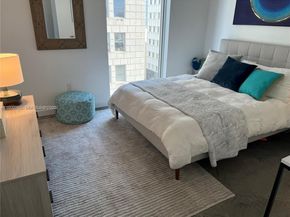 151 SE 1st St 702, Miami FL 33131