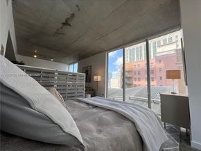 151 SE 1st St 702, Miami FL 33131