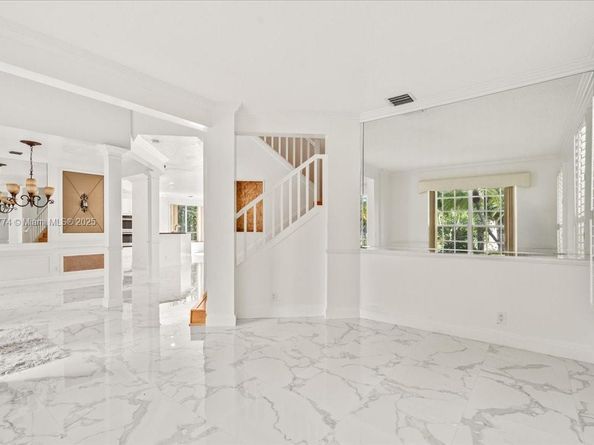 5095 NW 57th Way, Coral Springs FL 33067