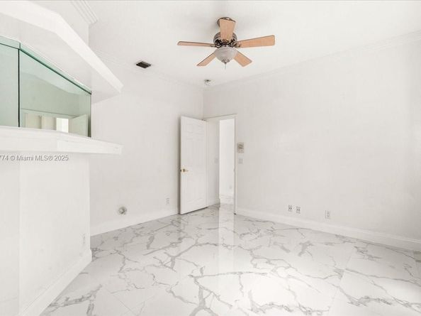 5095 NW 57th Way, Coral Springs FL 33067